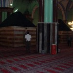 داخل المصلى الرئيسي في المسجد الإبراهيمي